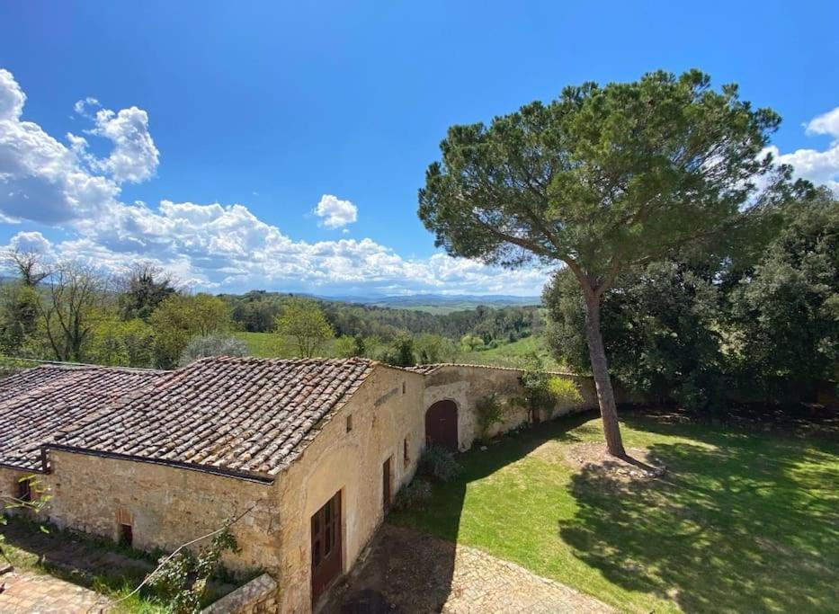 Tenuta Uzielli An Elegant Countryside Villa Monteriggioni Eksteriør billede