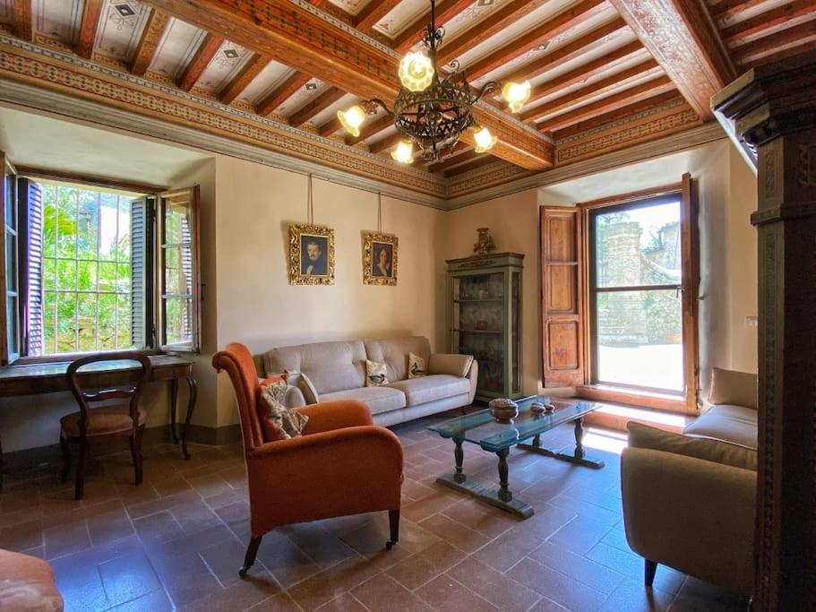 Tenuta Uzielli An Elegant Countryside Villa Monteriggioni Eksteriør billede
